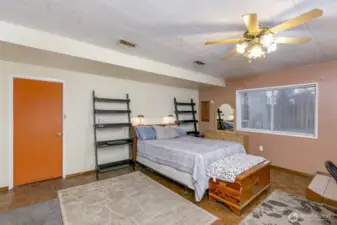 could be 4th bedroom or second living room