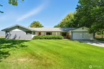 Your Country Home Awaits You - 1853 Pike Place.