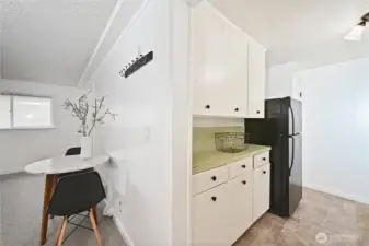 Apartment Kitchen/Dining