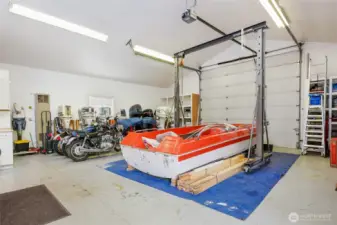 High ceilings, tall garage door