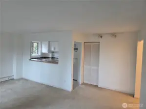 Dining / kitchen Bar and Pantry