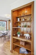 Functional built ins that give the home character.