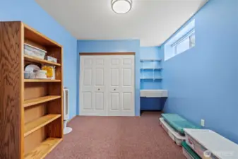 Another extra room in the basement. That's 7 rooms total as only 4 count as legal bedrooms!