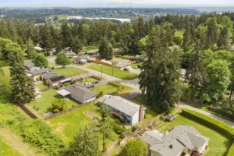 Tucked into a peaceful pocket with tree-lined streets and plenty of breathing room—this neighborhood is the quiet kind of perfect.