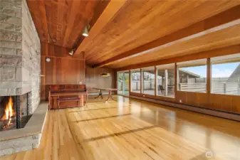 Japanese Sen Sen hardwood floors thruout.