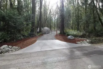 Beautifully prepped entry.