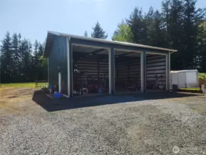 3 bay  heated shop