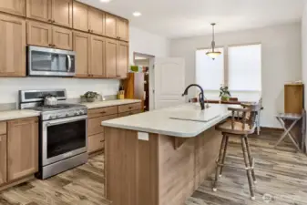 wood cabinets to ceiling