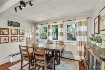 Formal dining room