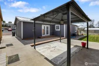 Covered Patio Area
