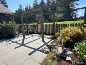 Inner Garden Patio Trellis