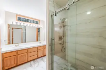 Main floor primary suite