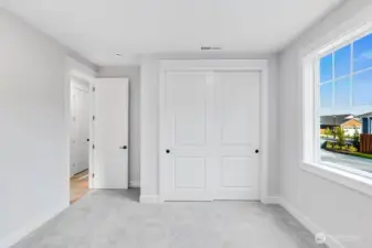 2532 Acer Loop SE ~ Ready Now