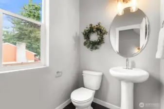 Photographs are for illustrative purposes only. Features, finishes, interior/exterior colors, landscaping and floorplan shown may vary from actual homes built.