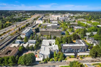 A superb location in Northgate positioned nicely to Maple Leaf and downtown.