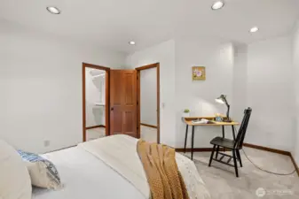 Maini level bedroom with walk-in closet!