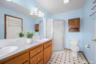 En-suite Primary Bathroom.