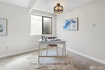 great Flex space, office nook, kids corner, library, yoga?