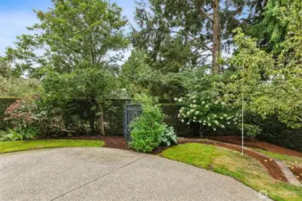 Mature plantings provide privacy and beauty!