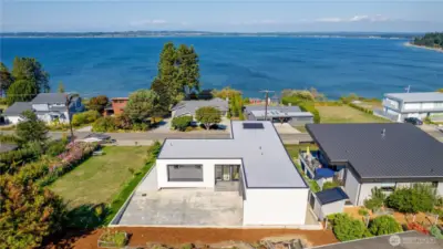 Soak in sweeping views of Birch Bay & the Canadian mountains