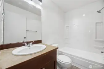 Downstairs full bathroom.