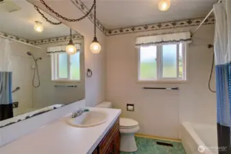 Full bathroom