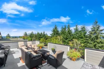 Here is the reason these homes are so popular!  Unique and popular amenity in our area, specific to these homes only!