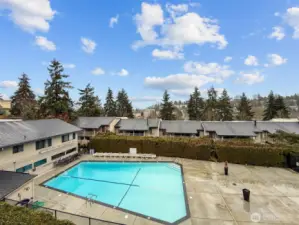 Complex boasts a fun outdoor pool