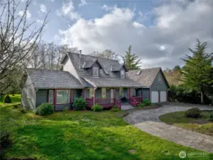 Custom-built home, located in the Historic Oysterville District with views and access to the pristine Willapa Bay. This 4 bedroom 2464 square foot home is set up with a main floor living on 5 separate tax lots equaling 3.9 acres.