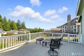 Enjoy peaceful water views of the Admiralty Inlet from the large   30x15 deck - enjoy glorious sunsets!