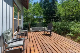 Tons of areas to entertain!