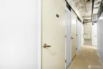 Storage unit on P3. Approx 5x5