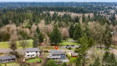 Looking West towards Horizon View Park- a favorite meet-up on the hill! Park offers paved walking trails, playground, BB half court, pickle ball court, playfield and picnic tables. What good fortune to be in close proximity to such a neighborhood asset!