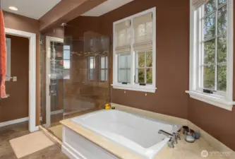 Primary ensuite with walk in closets