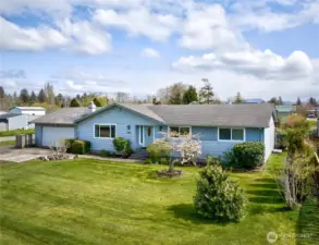 Well maintained home located by the Ilwaco Airport in Vandalia. A quiet little bedroom community outside Ilwaco. This 3-bedroom 2-bath home has an attached apartment or ADU with 2- Bedrooms and a Full Bath. Perfect for renting or communal living.