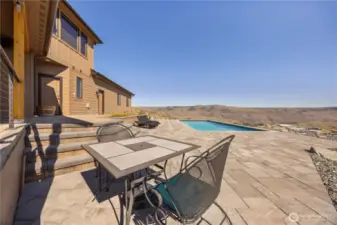The side pool area.
