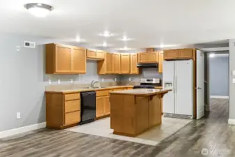 lower 2nd kitchen