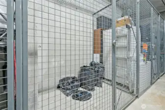 overszed storage