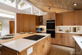 Plenty of space for multiple chefs, while bar seats give you room to watch culinary creations come to life.
