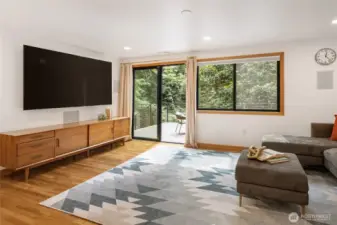 A door leads out to the huge Trex deck.