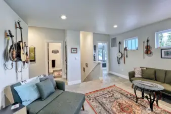 Family Room/Bonus Room