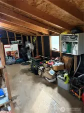 8'x18'enclosed, dry shop with power.