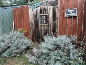 Walking gate at entrance.