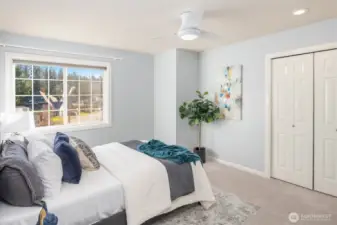 2nd bedroom