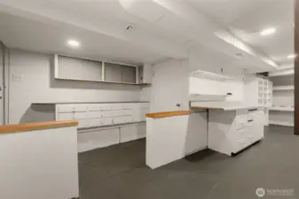 Shop space ready for your ideas