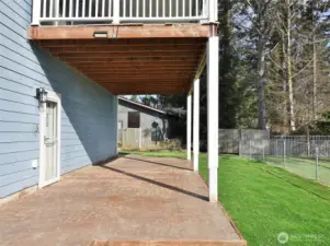 Large concrete patio.