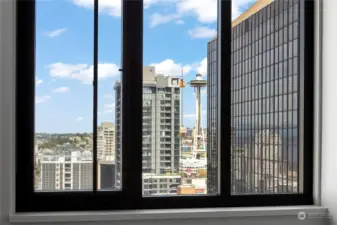 2nd Bedroom with view of Space Needle!