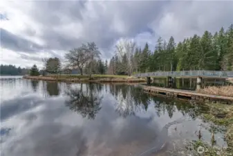 Timberlakes has 2 lakes, parks, playgrounds and more