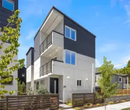 Detached Townhome