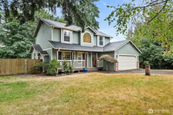 Are you looking for an affordable home, large lot, close-in location, that is move-in ready? THIS IS THE ONE!